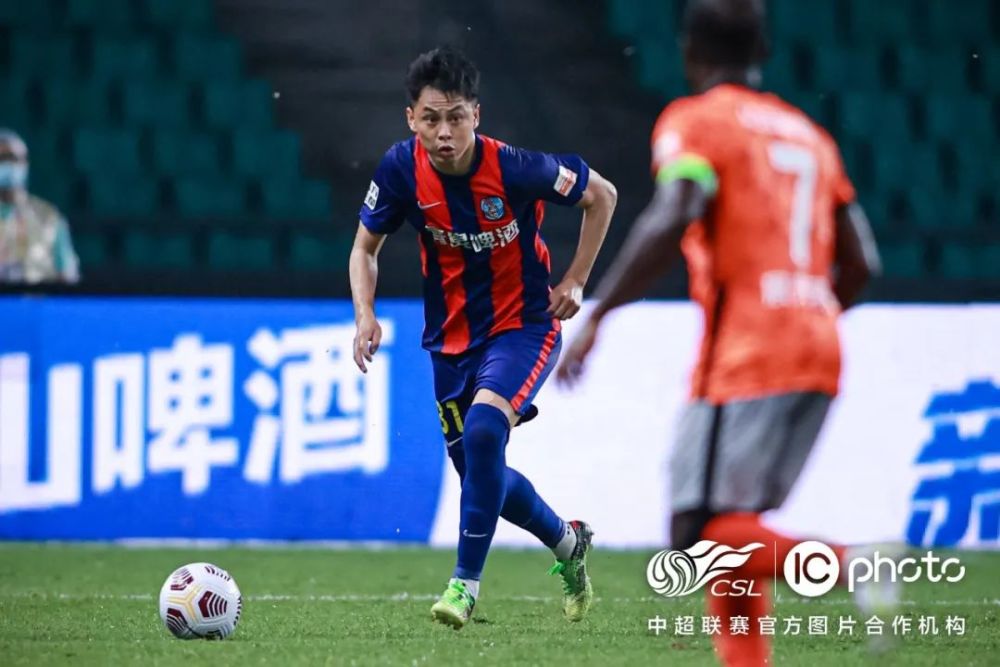  达姆施塔特顽强拼搏精神，客场逼平实力强劲对手  